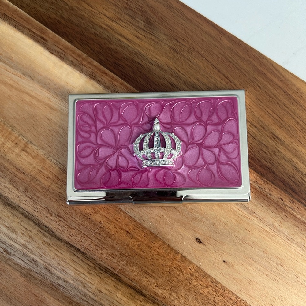 Silver Crown with Pearls/Rhine Stone accent  Pink Card Holder